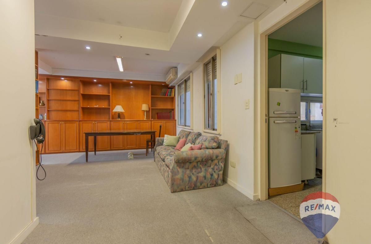 Venta Departamento Microcentro con Cochera 1