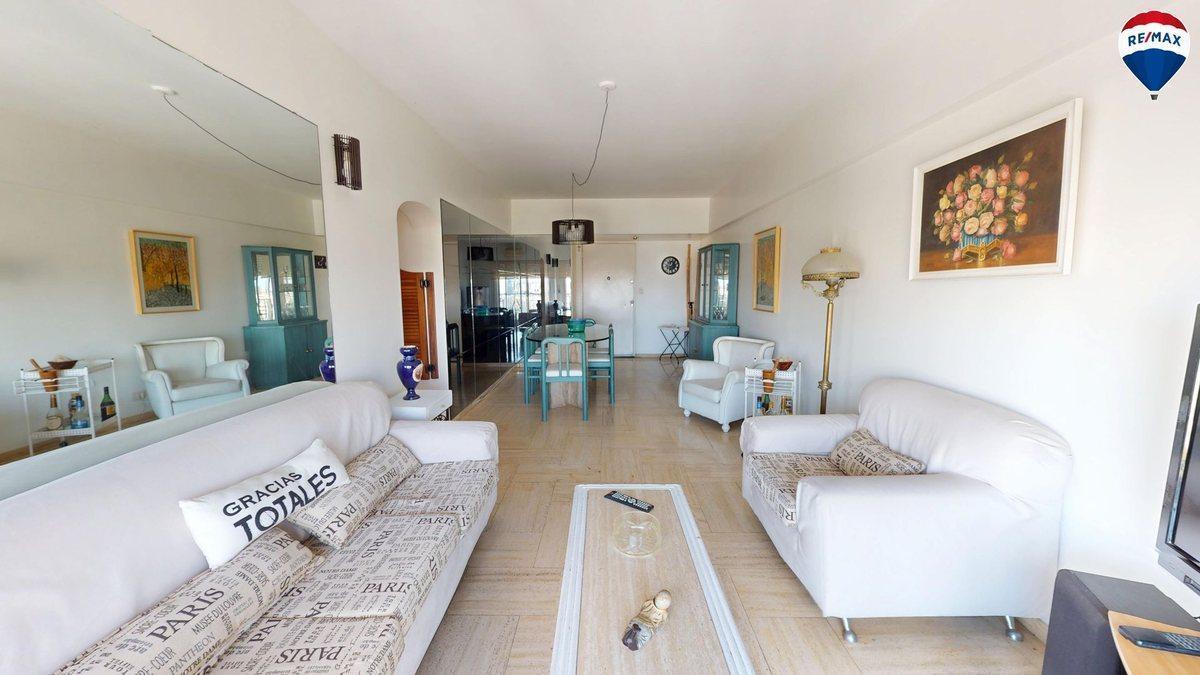 Venta 4 Amb Piso Alto con Cochera en Colegiales 1