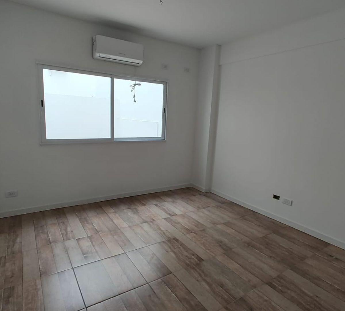 3 Ambientes Balcón Cochera 1