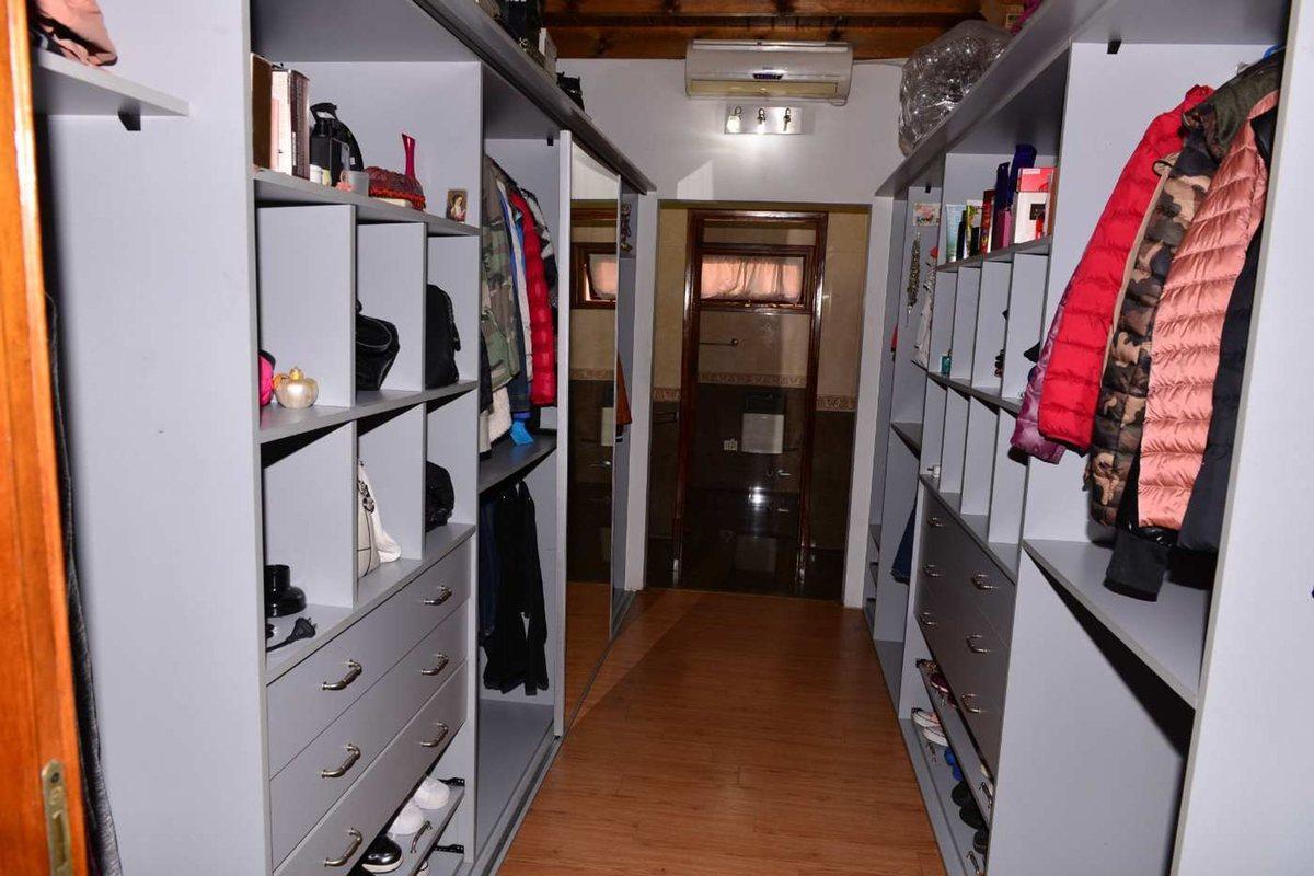 Casa 5 Amb en Venta Haedo Piscina Cochera Apto Cre 5