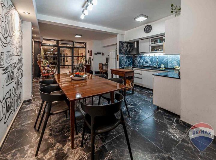 DEPARTAMENTO 3 AMB FLORESTA CON GARAGE Y PATIO 3