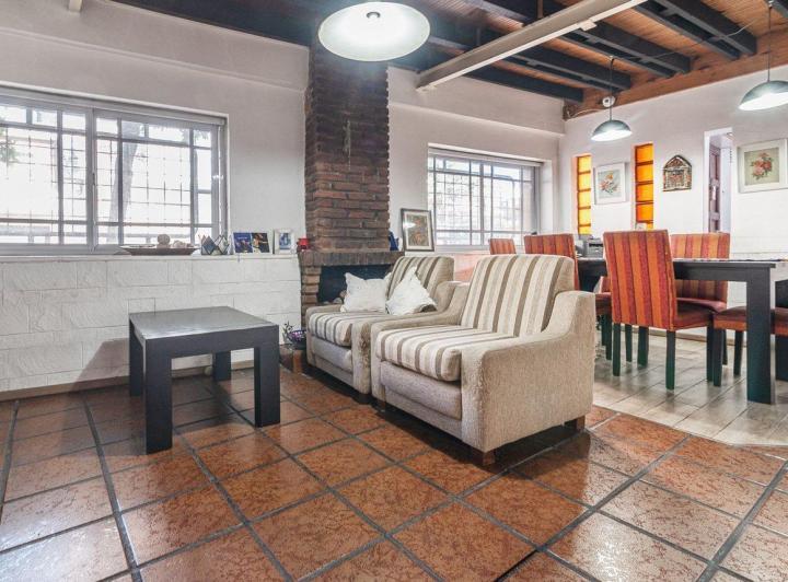 Venta casa 6 amb Boedo patio y terraza buen estado 5