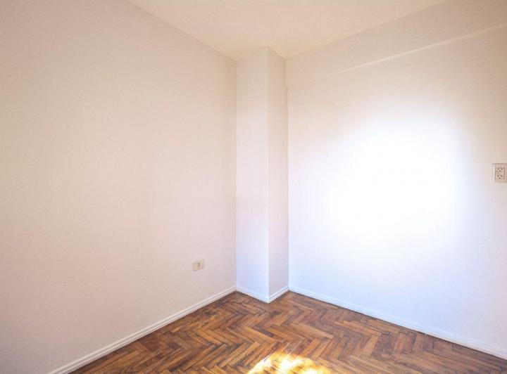 DEPARTAMENTO 4 AMB VENTA SAN CRISTOBAL BALCÓN LUZ 5