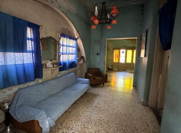 VENTA CASA 4 AMBIENTES POMPEYA  COCHERA Y TERRAZA 5