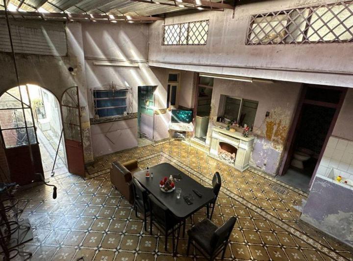 VENTA CASA 4 AMBIENTES POMPEYA  COCHERA Y TERRAZA 1