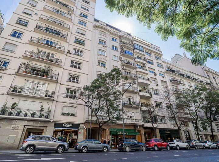 Alquiler depto 4 amb y dependencia en Recoleta 2