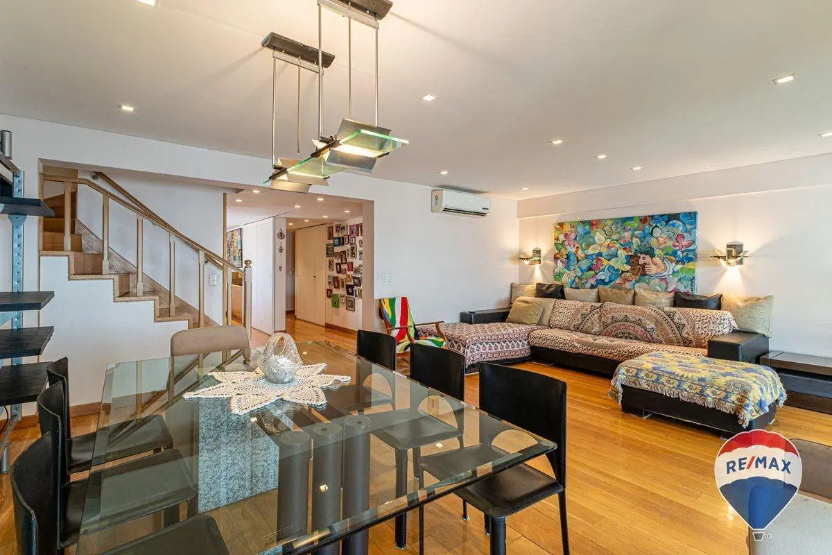 VENTA DEPARTAMENTO 250 MT2 SOBRE PARQUE LAS HERAS 3