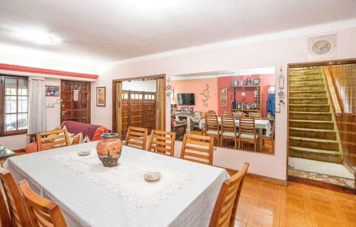 VENTA CASA DE 5 AMB TERRAZA Y COCHERA VILLA LURO 3