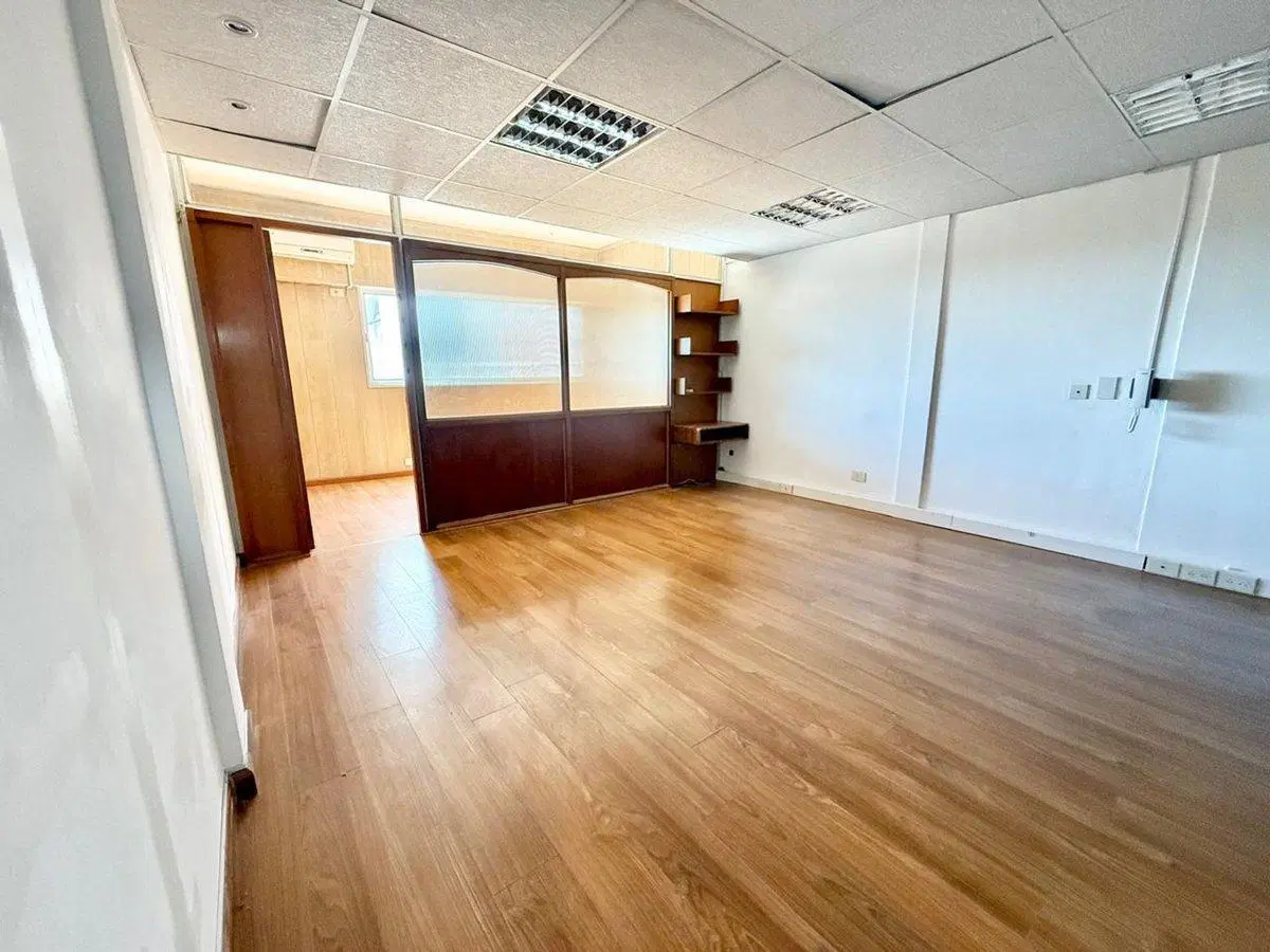 Oficina venta Vicente Lopez Luminosa 3