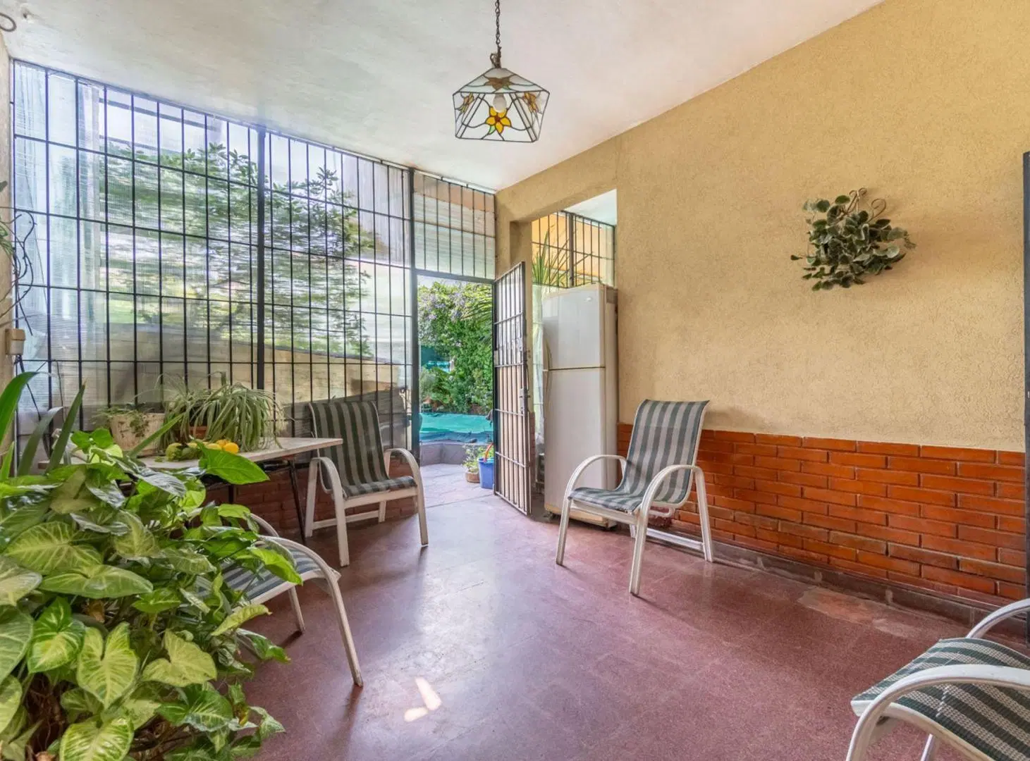 Venta casa 4 amb en Ciudadela con jardín y pileta 3