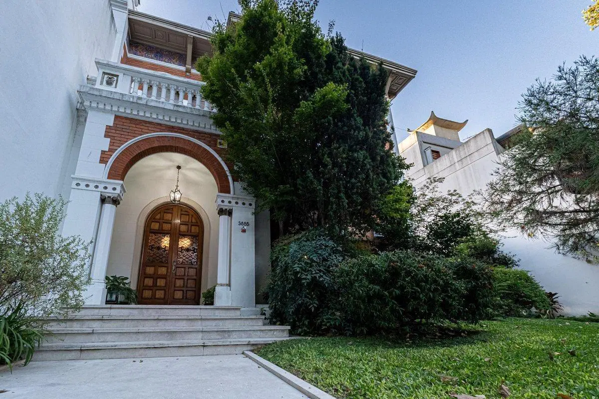 VENTA CASA EN DEVOTO CON PISCINA GARAGE Y QUINCHO 4