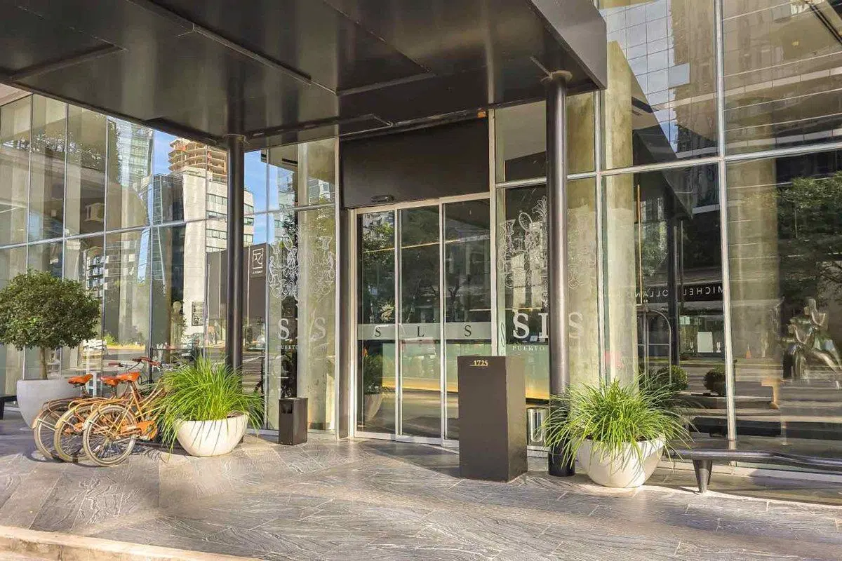 Venta 2 ambintes amoblado SLS Puerto Madero 4