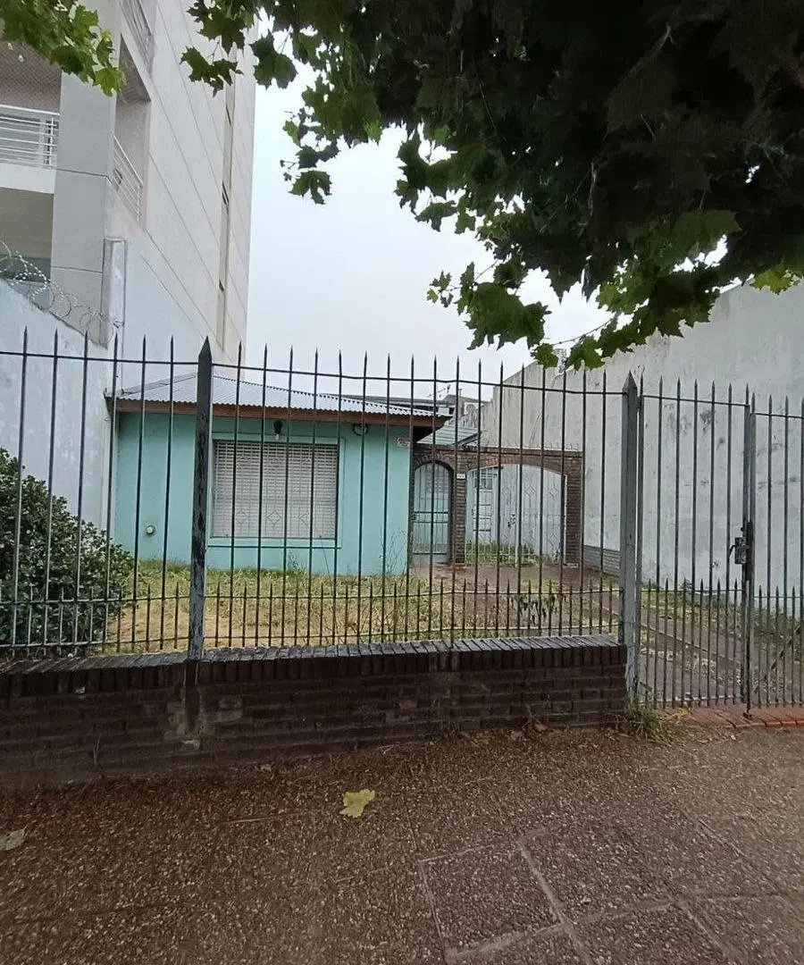 Terreno en venta en Banfield para desarrollo inmob 5
