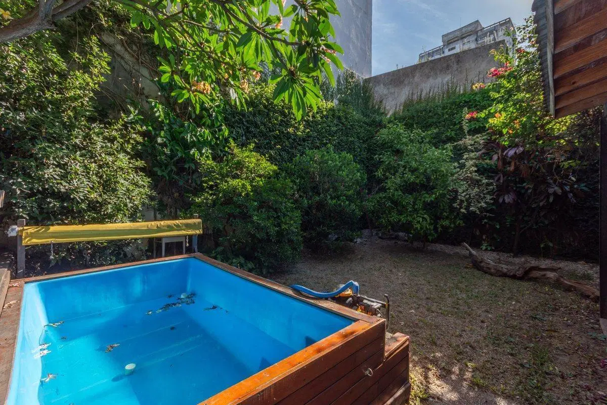 VENTA CASA LOTE PROPIO 6 AMB COLEGIALES JARDIN 5