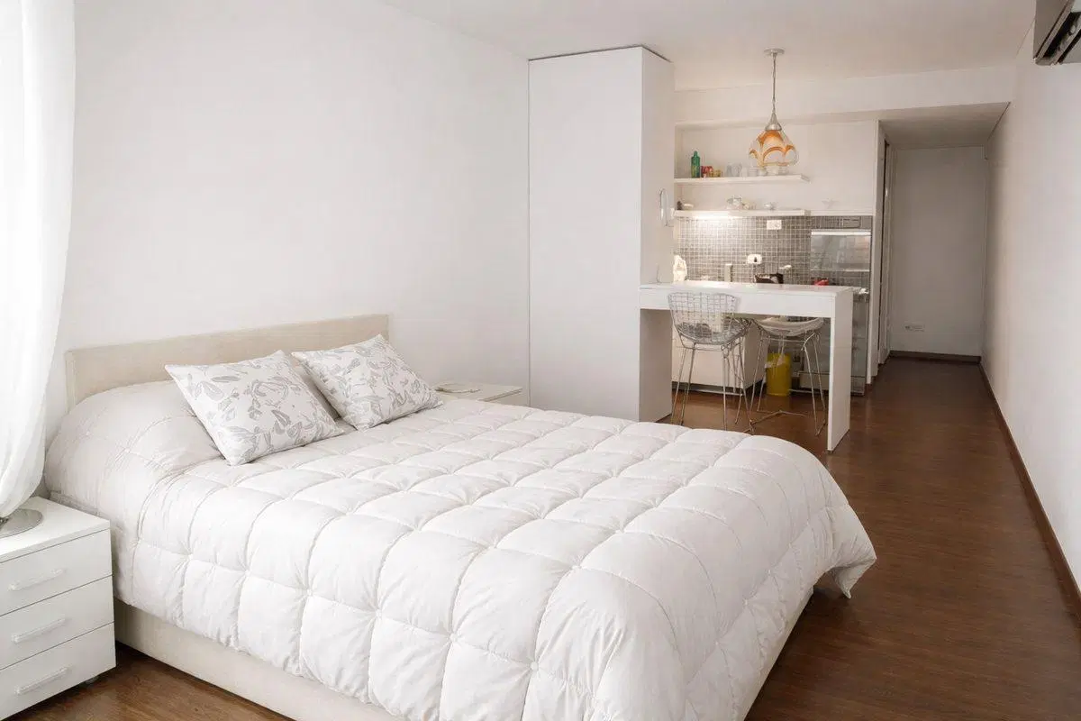 VENTA MONOAMBIENTE  CON DECK PARRILLA Y TERRAZA 4