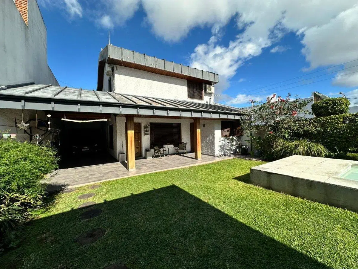 VENTA CASA 5 AMB JARDIN PILETA QUINCHO RAMOS MEJIA 4