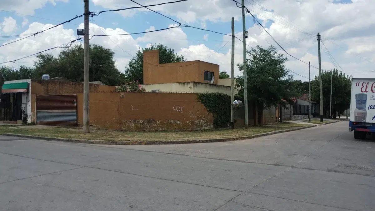 CASA EN ALEJANDRO KORN 3