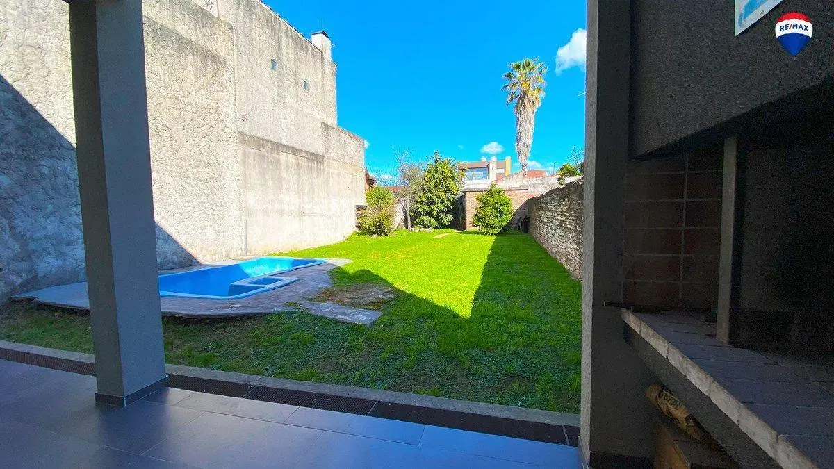CASA EN VILLA SARMIENTO 2