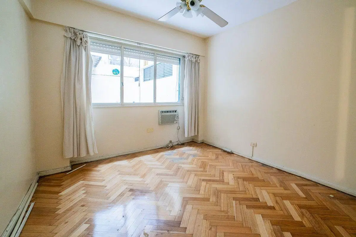 Venta depto 4 amb en Recoleta con balcon y patio 3