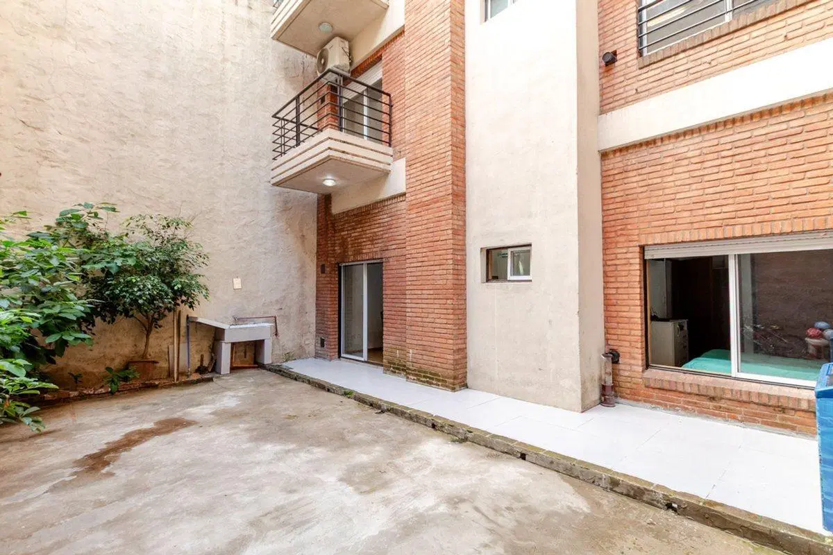 Departamento 2 ambientes venta en Almagro 3