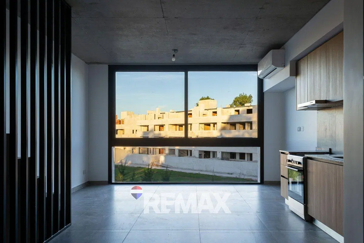 DEPTO 2 AMBIENTES VENTA CON TERRAZA Y COCHERA 2