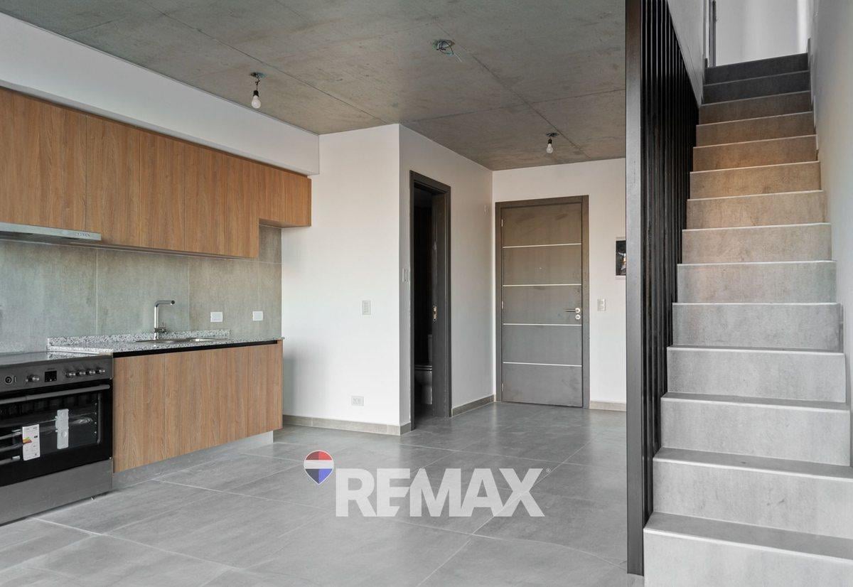 DEPTO 2 AMBIENTES VENTA CON TERRAZA Y COCHERA