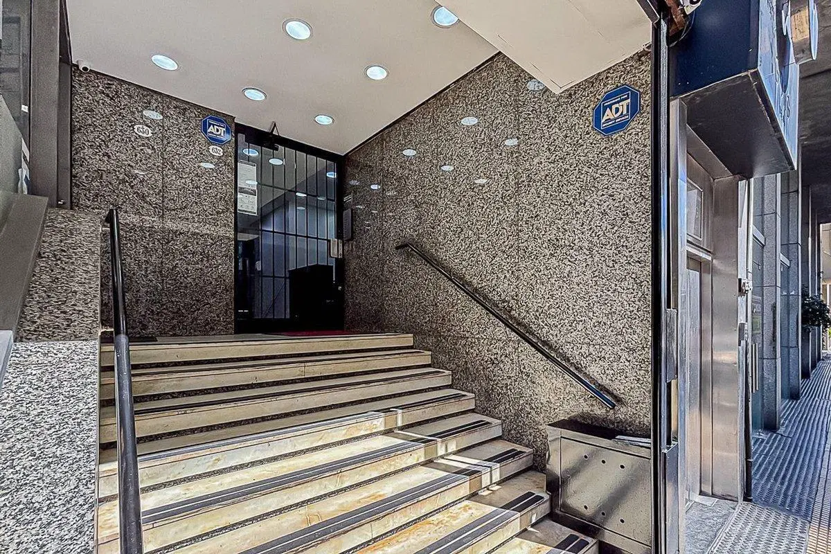 Venta oficina 1 ambiente en Microcentro 4