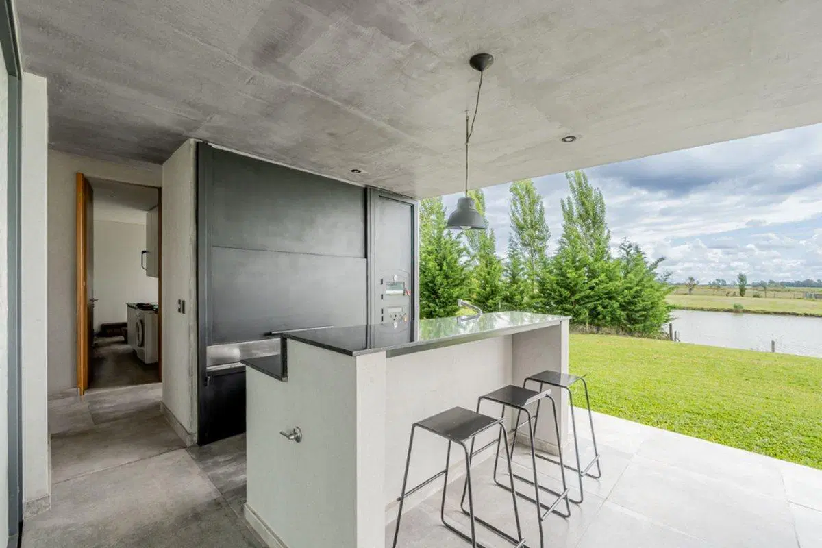 VENTA CASA CARDALES PERMUTA 5