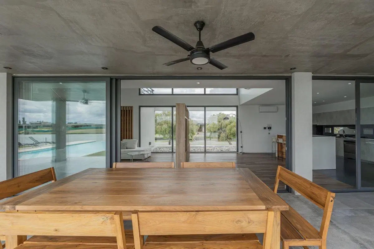VENTA CASA CARDALES PERMUTA 2