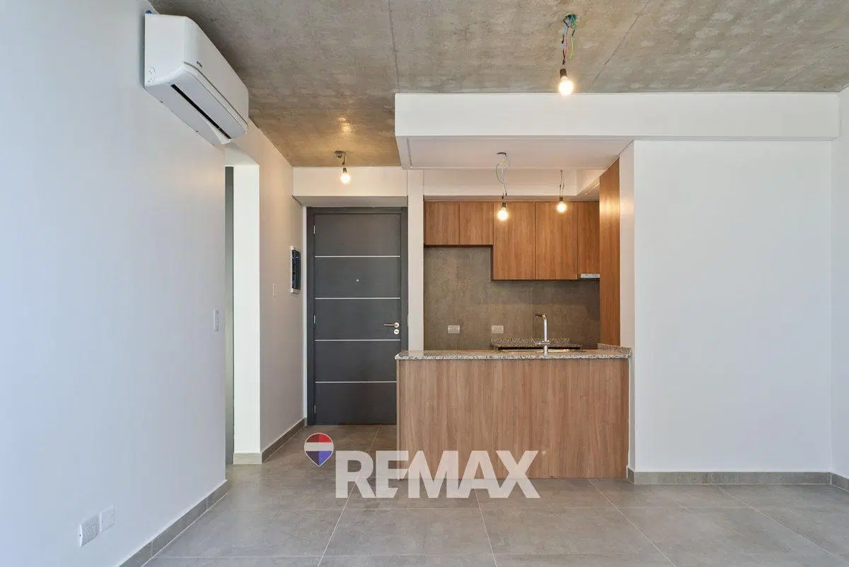 DEPARTAMENTO 2 AMBIENTES VENTA CON BALCON CANNING 5