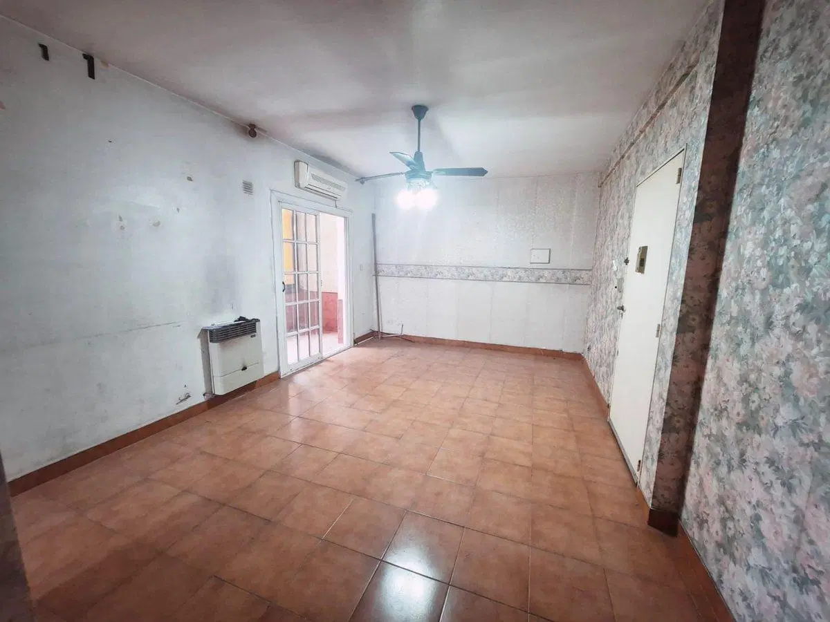 Departamento 3 Amb venta con balcon Lugano 4