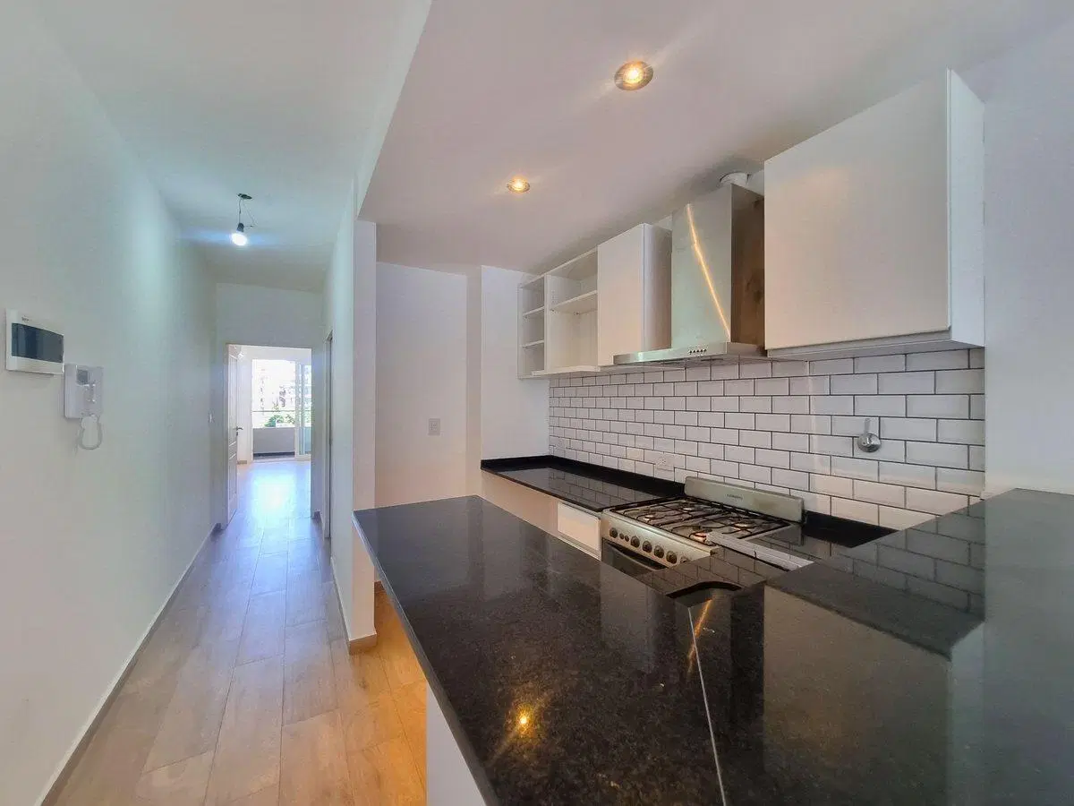 DEPARTAMENTO 2 AMB VENTA BELGRANO CON 2 BALCONES 4
