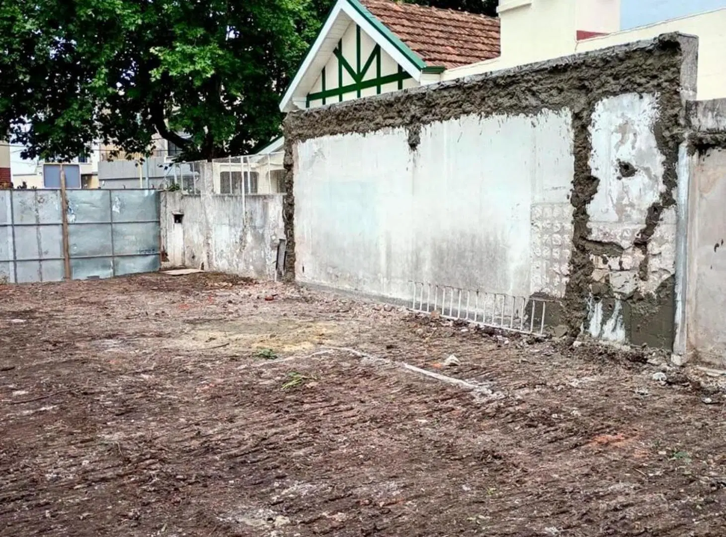 LOTE EN VENTA EN MONTE CASTRO 4