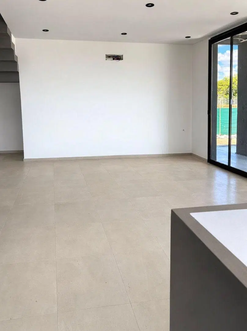 CASA 6 AMBIENTES EN SANTA SOFIA PILAR DEL ESTE 4