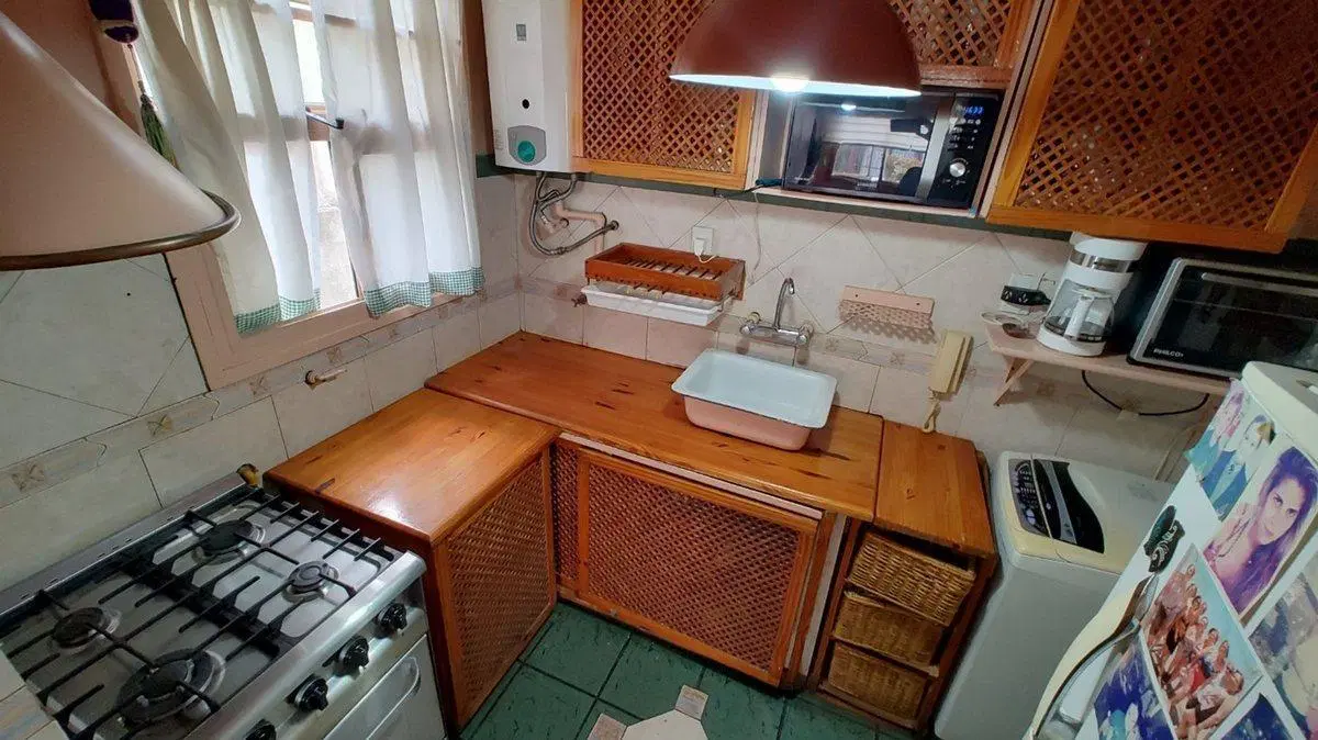 VENTA PH 3 AMBIENTES MONTE CASTRO BAJAS EXPENSAS 5