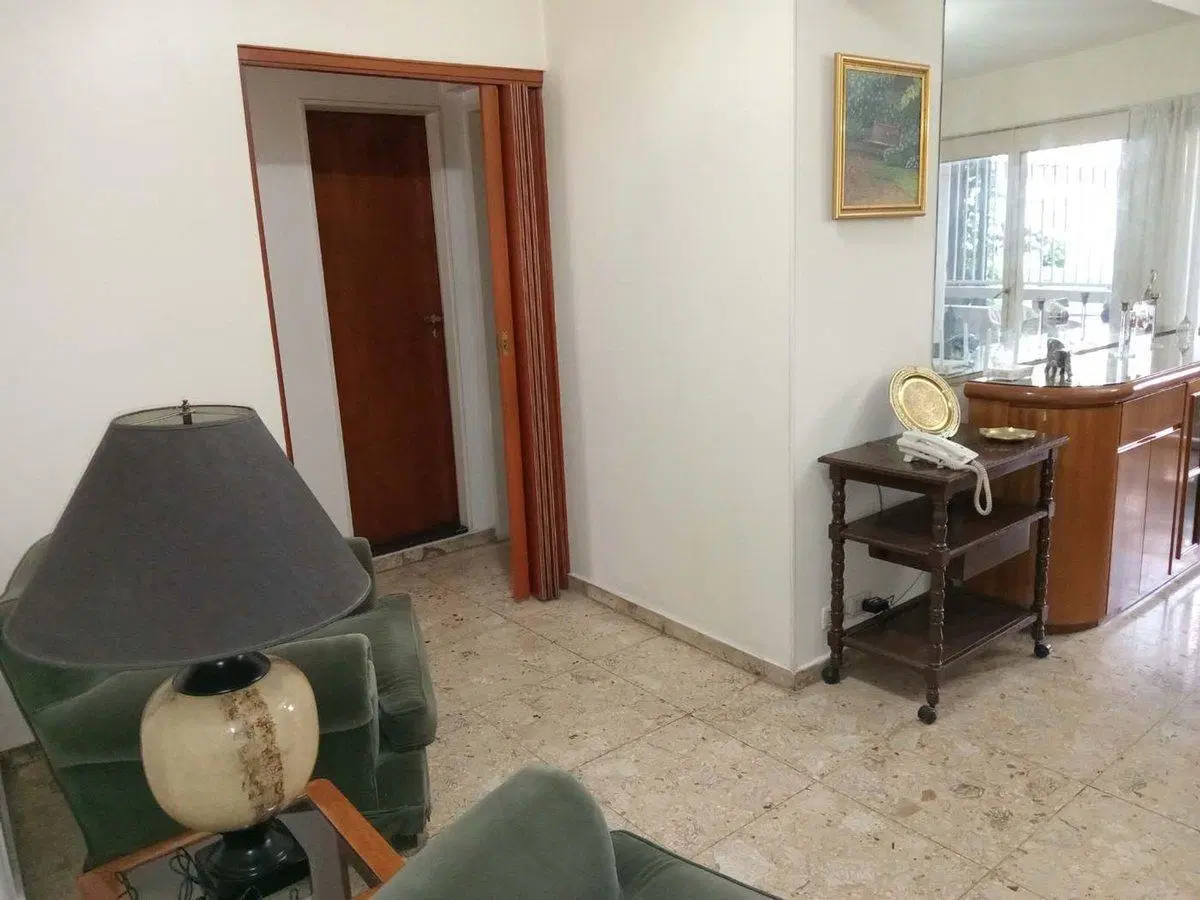 Departamento tipo PH 4 ambientes venta Caballito 2