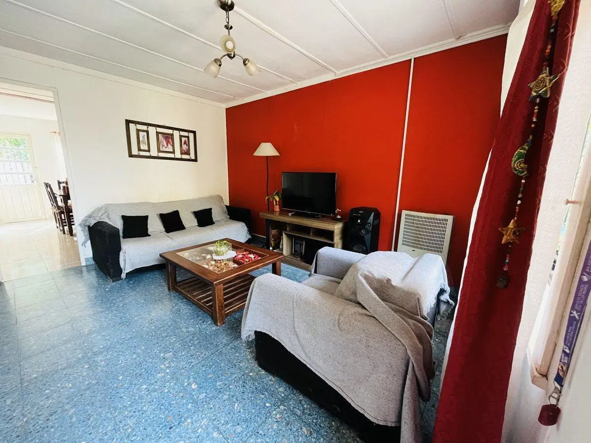 CASA 4 AMBIENTES VENTA CON GARAGE EN VILLA BOSCH 3