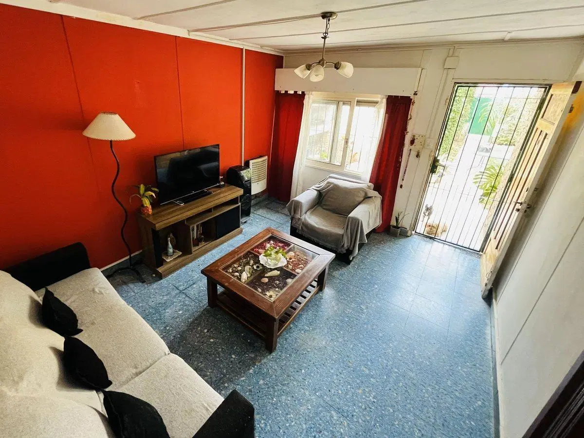 CASA 4 AMBIENTES VENTA CON GARAGE EN VILLA BOSCH 5