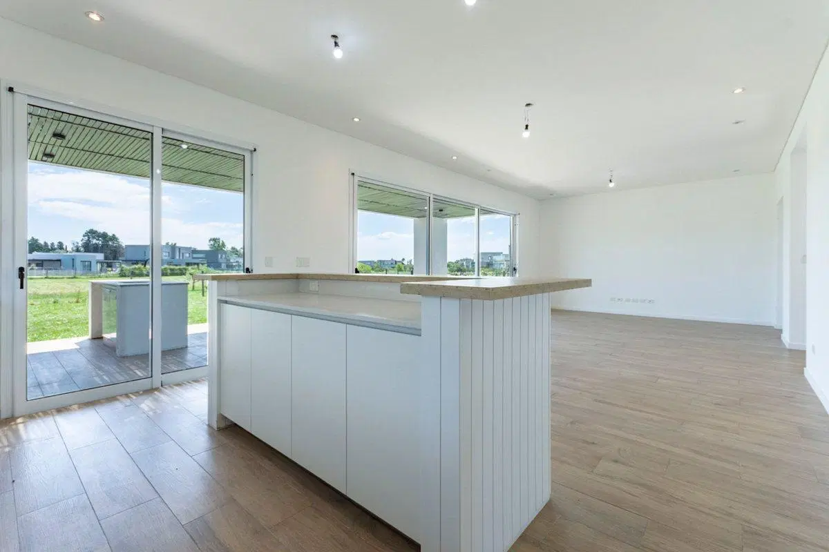 Venta casa 4 amb Santa Lucía con jardín y parrilla 5