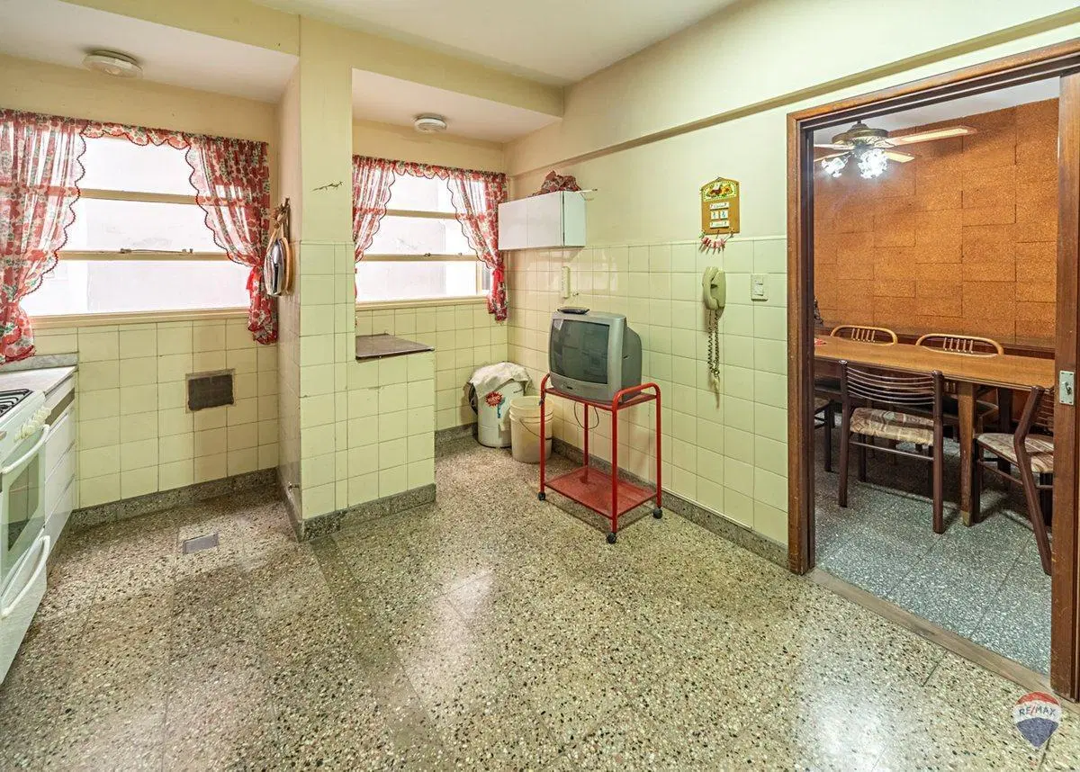 Venta Depto 4 amb Villa del Parque con balcon 4