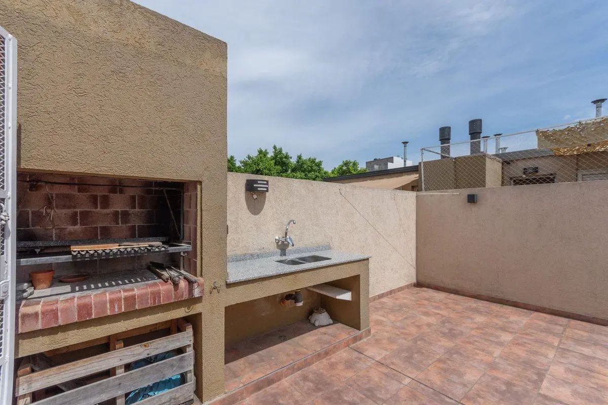 PH venta 3 ambientes con Terraza y cochera Coghlan 4