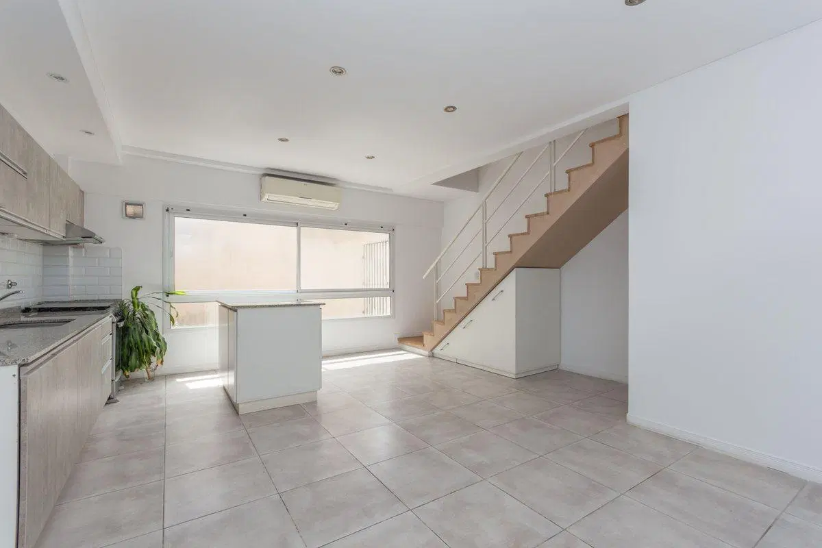 PH venta 3 ambientes con Terraza y cochera Coghlan 3