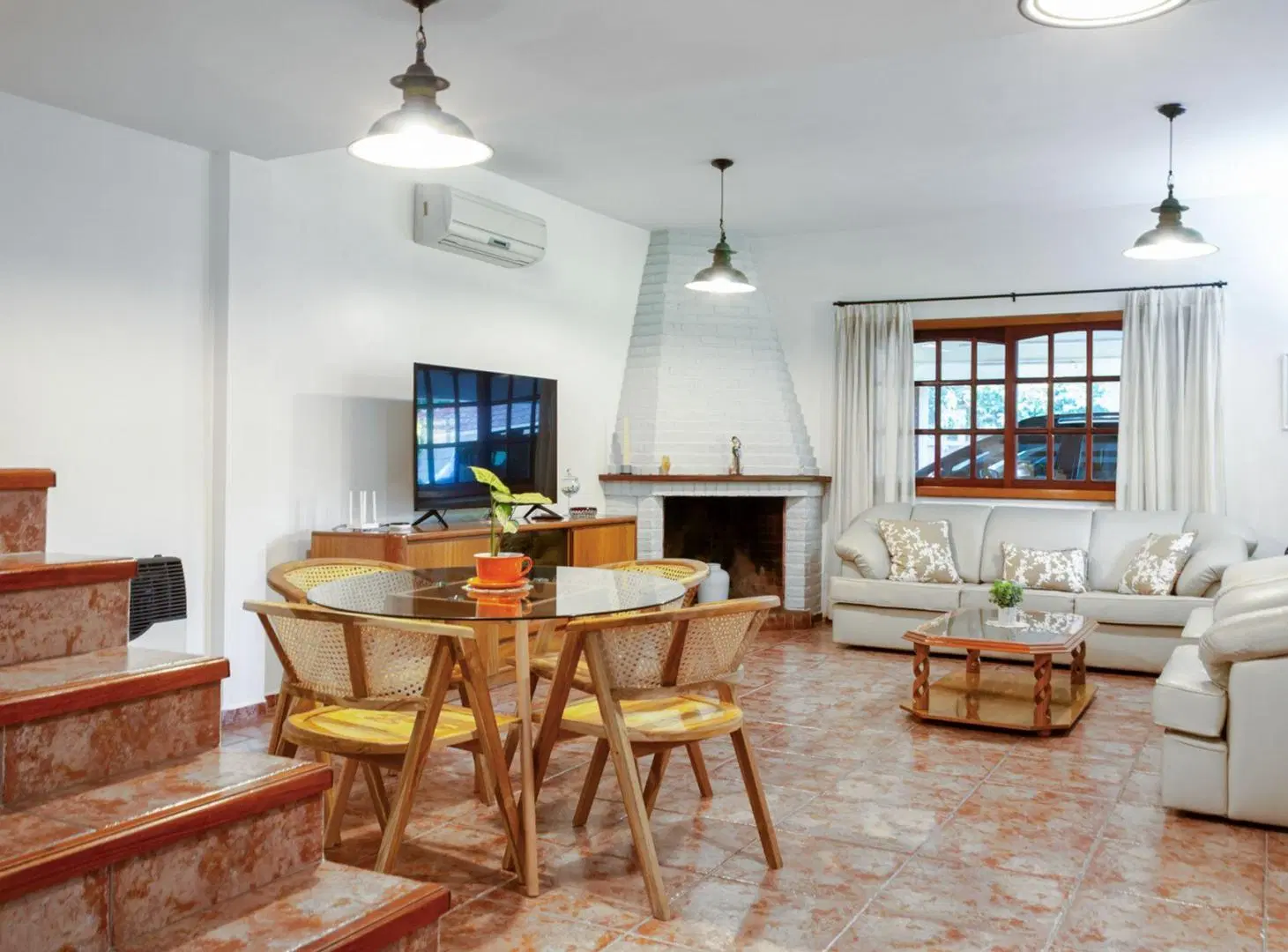 CASA 3 AMBIENTES EN VENTA BARRIO VICENTE MELAZZI 5