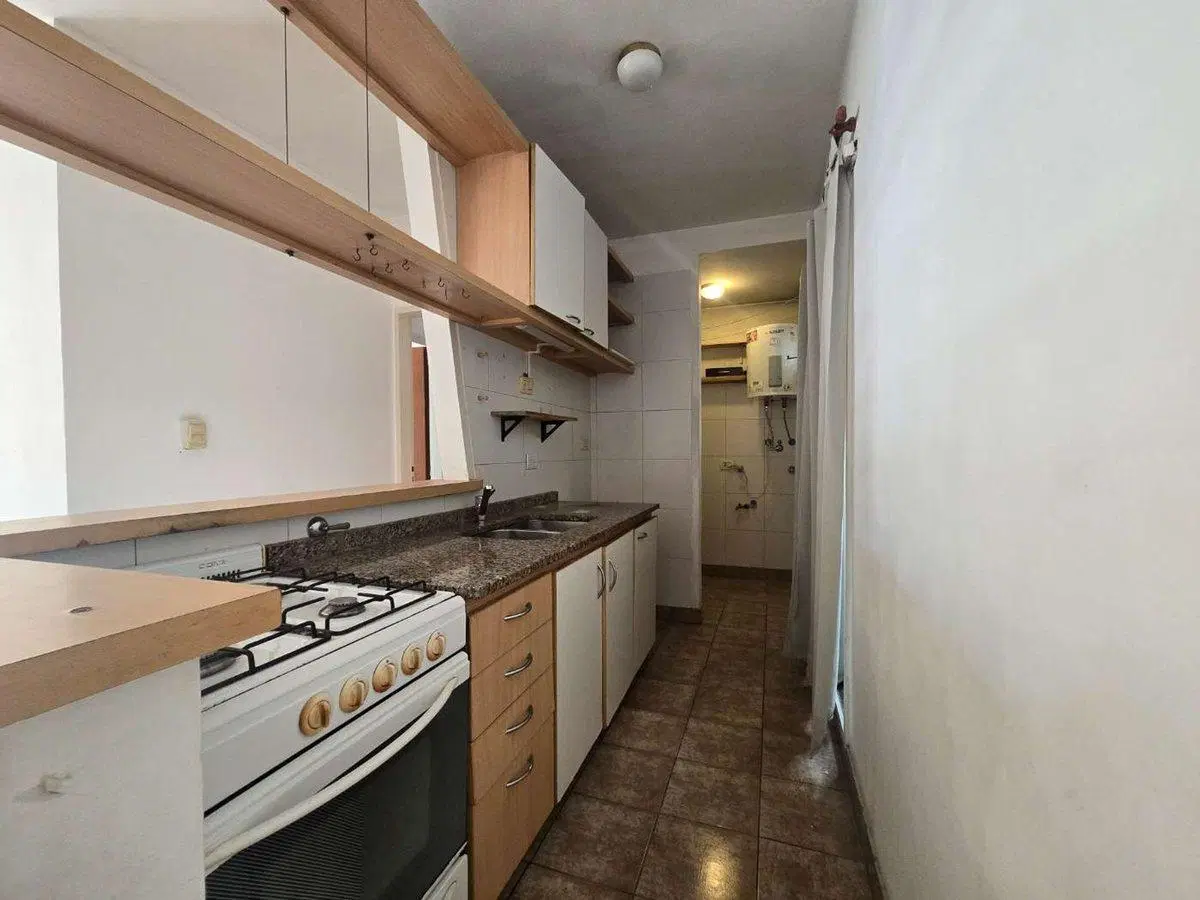 VENTA DEPARTAMENTO 3 AMBIENTES CON BALCON LUMINOSO 3