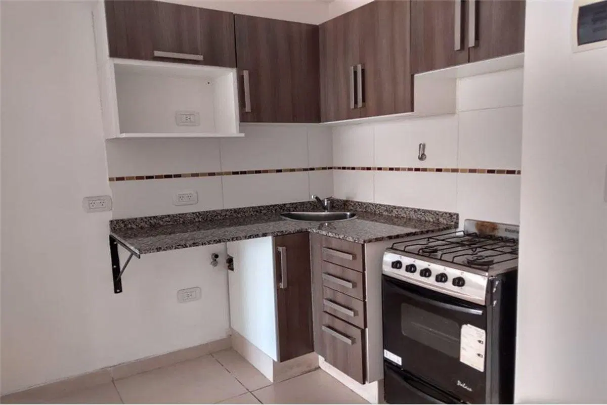 ALQUILER DEPARTAMENTO 2 AMBIENTES CON BALCON 5