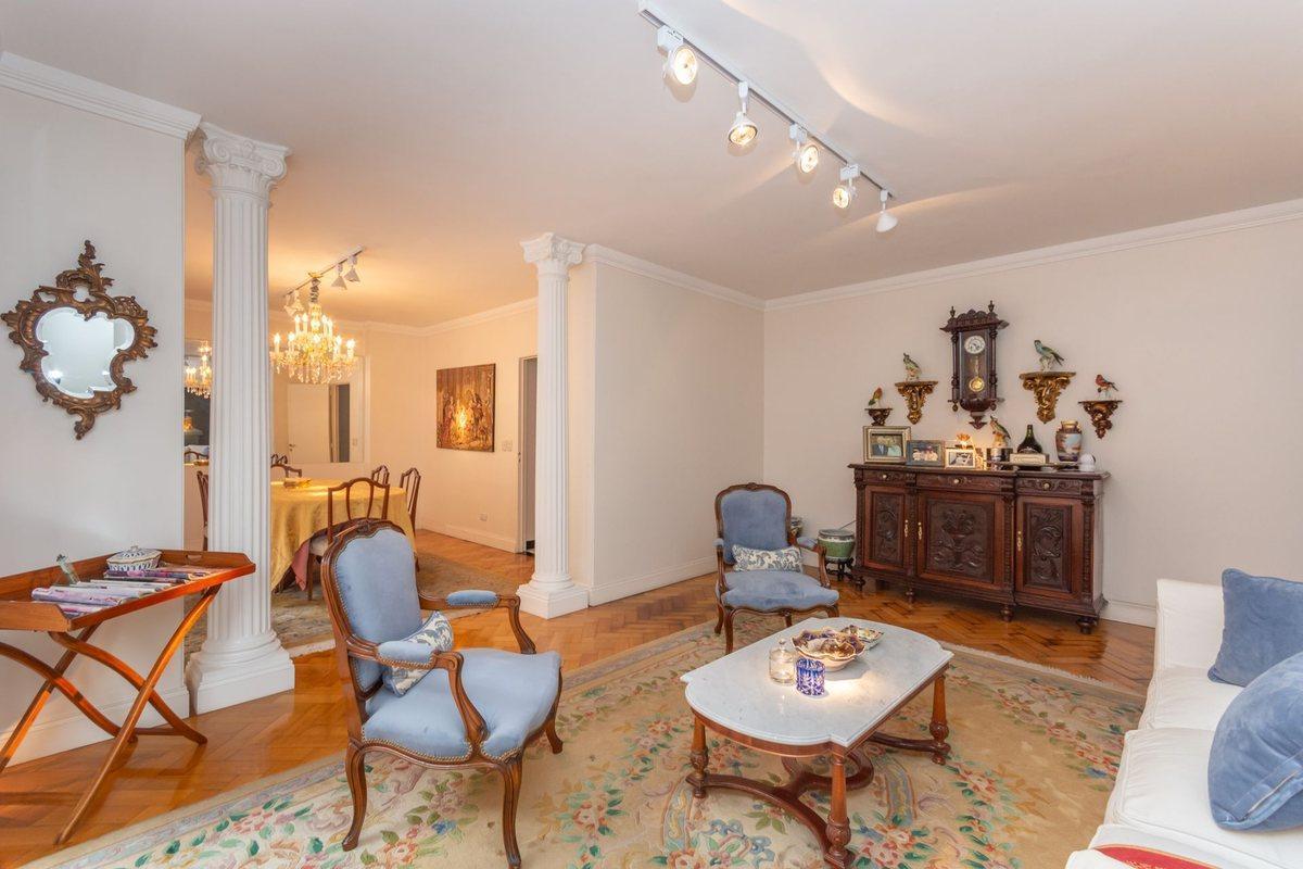 Foto de VENTA DEPTO 4 AMB C DEP COCHERA BAULERA RECOLETA, imagen 2