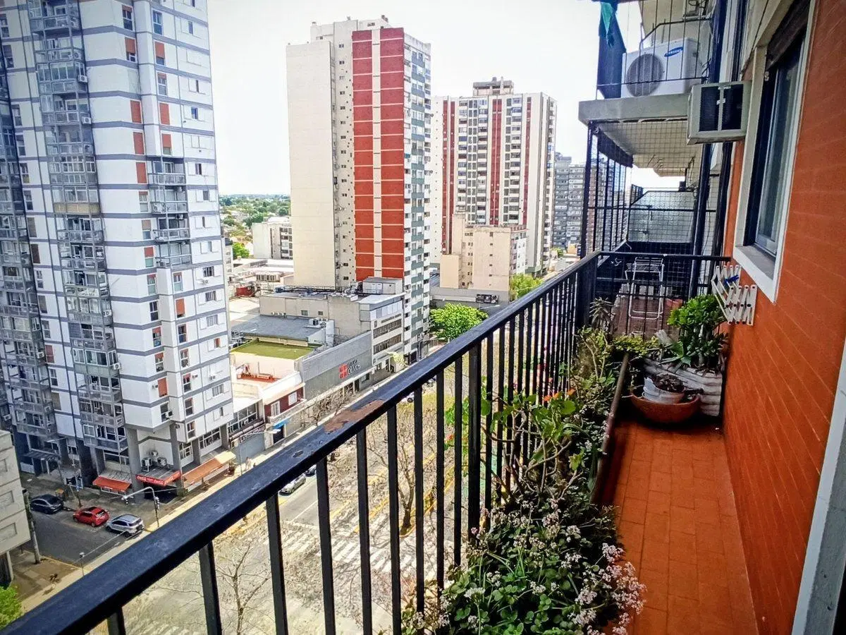 DEPARTAMENTO 3 AMB VENTA VICENTE LOPEZ CON BALCON 2