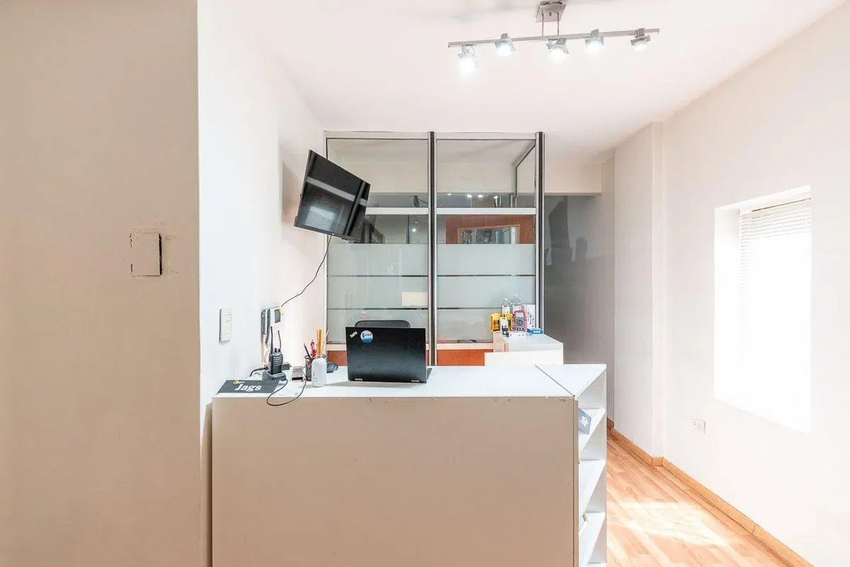 Venta oficina en Balvanera en excelente estado 5