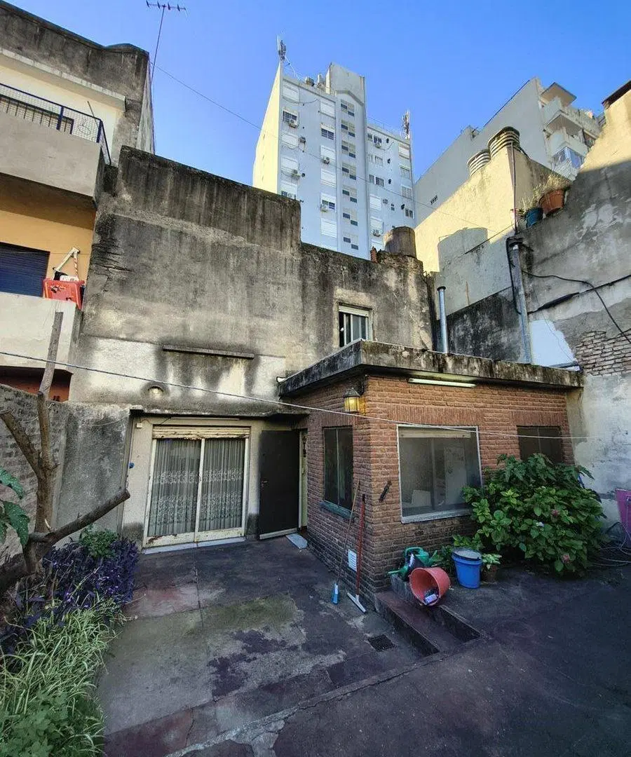 VENTA EN BLOCK 2 PHS  2 LOCALE SOBRE AV GAONA 2600 5