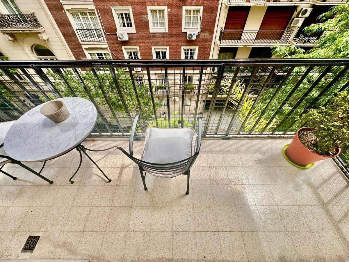VENTA 4 AMBIENTES RECOLETA RENOVADO SOL BALCON 2